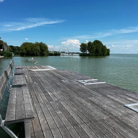Balaton 아파트