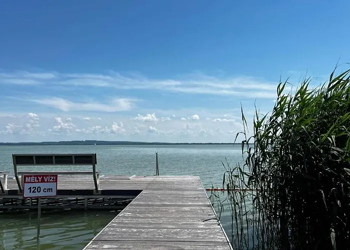 公寓 Balaton 凯斯特海伊